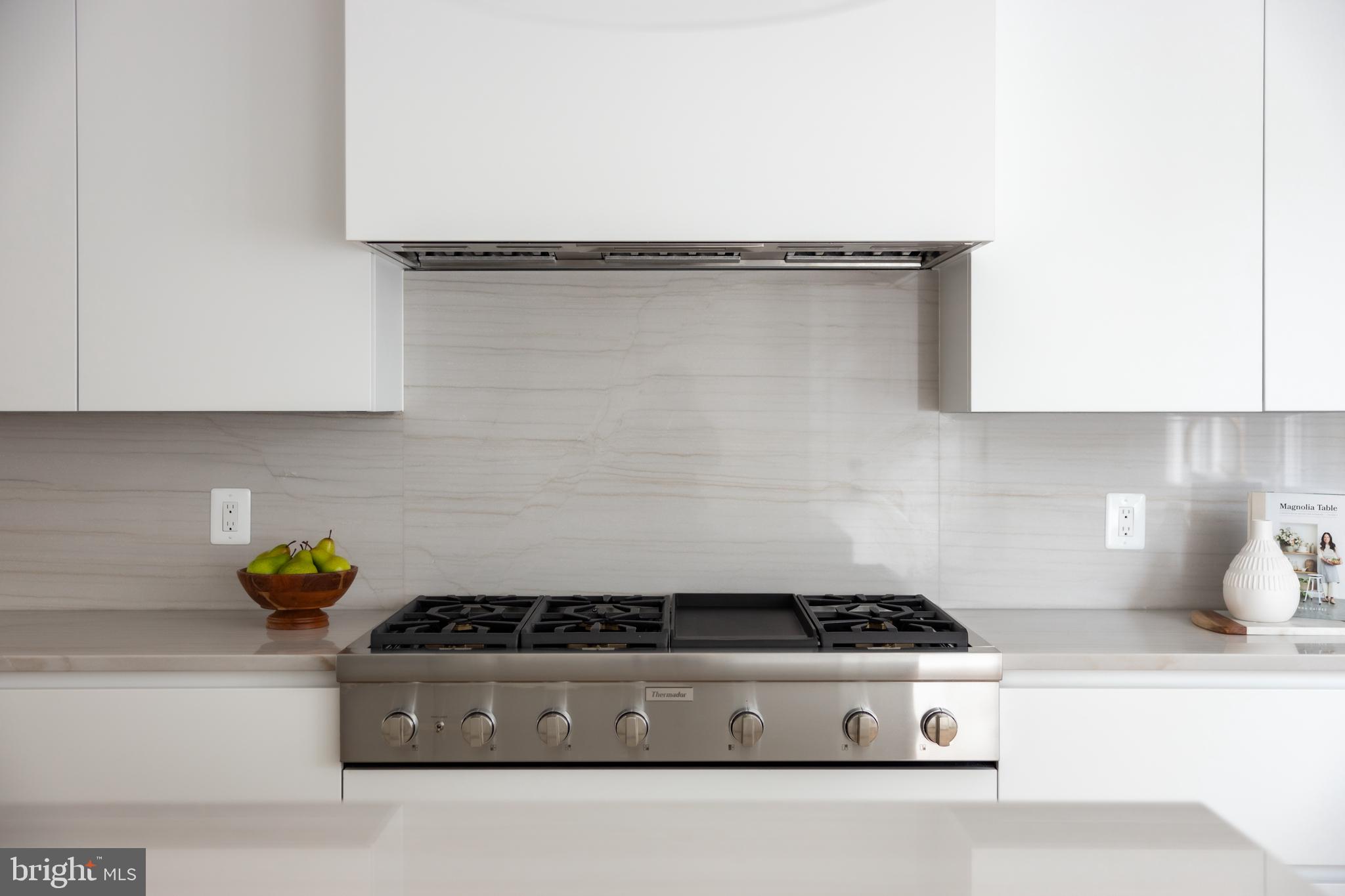 Real estate listing preview #13