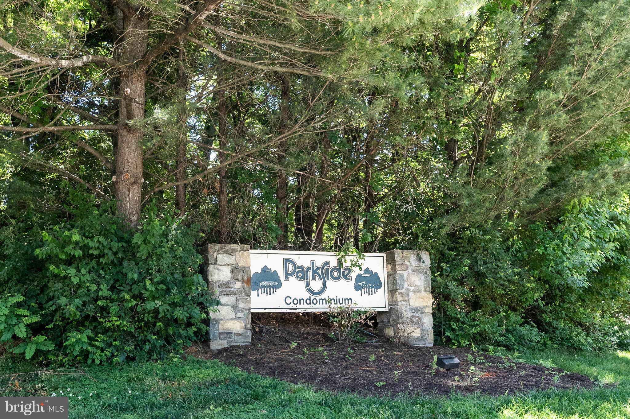 Real estate listing preview #16