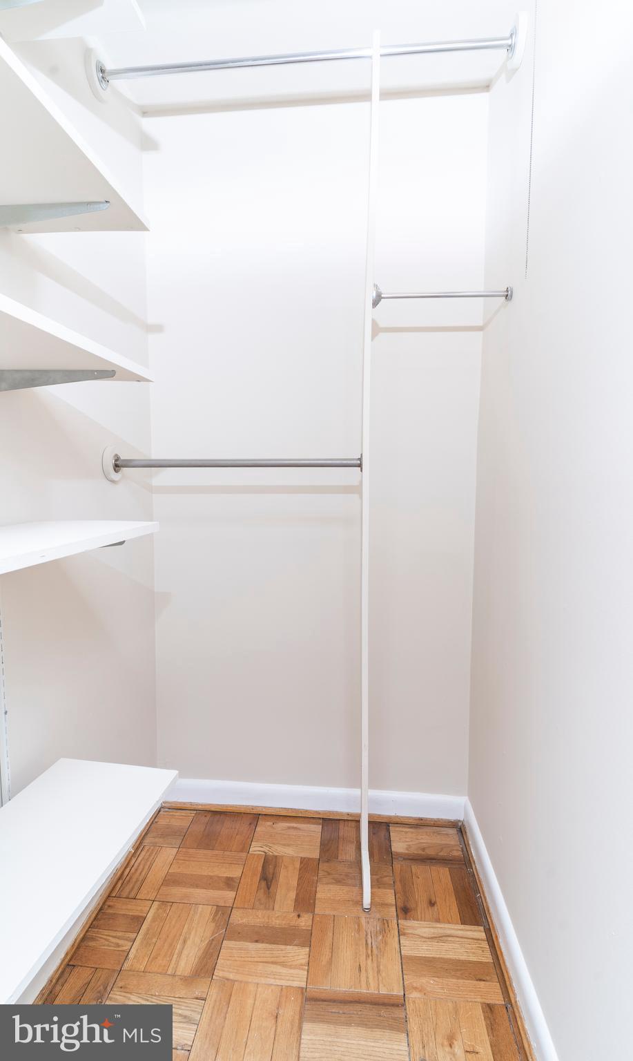 Real estate listing preview #8