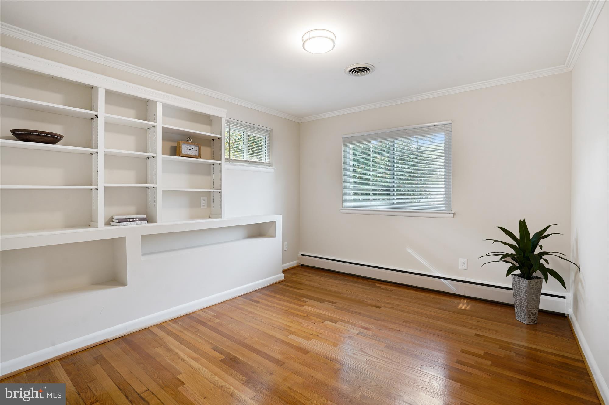 Real estate listing preview #28