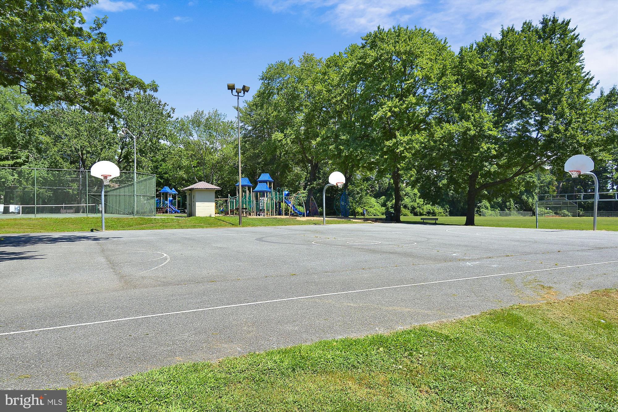 Real estate listing preview #51