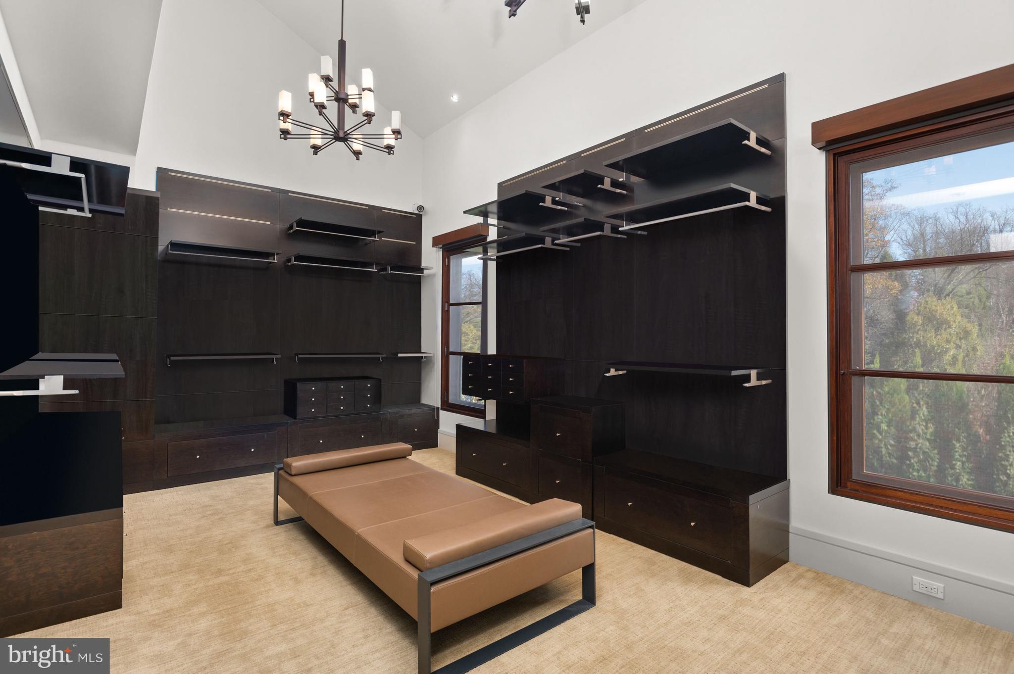 Real estate listing preview #17