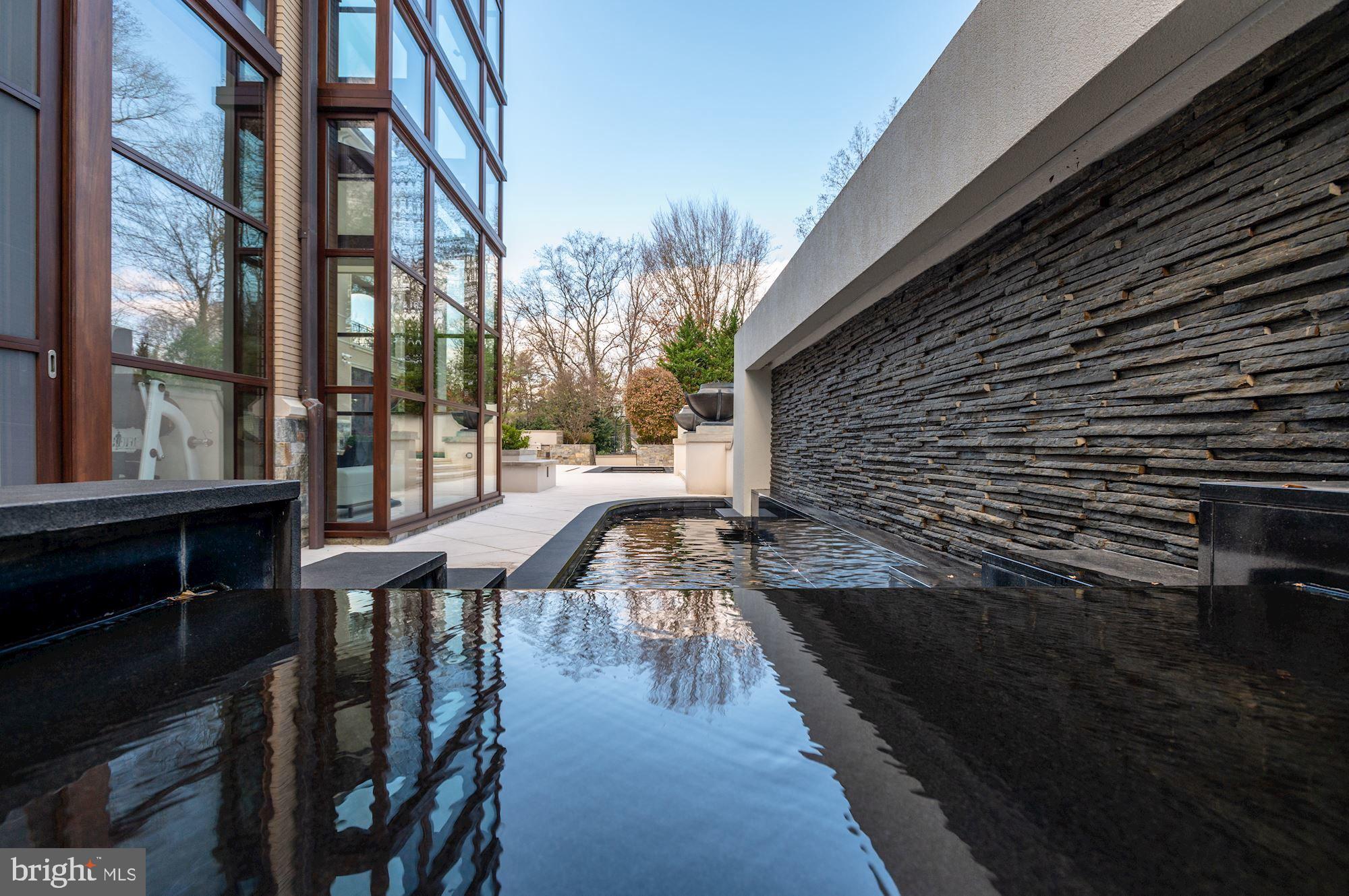 Real estate listing preview #28