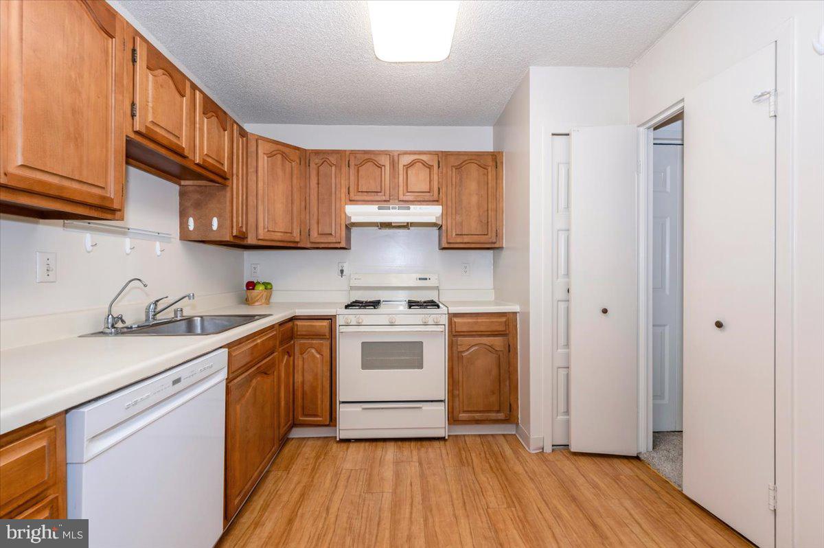 Real estate listing preview #5