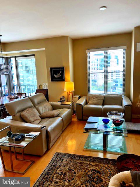 Real estate listing preview #4