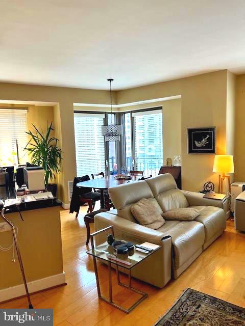 Real estate listing preview #15