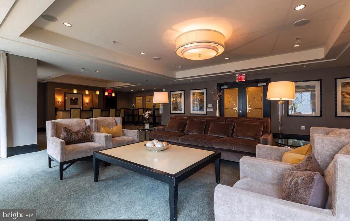 Real estate listing preview #17