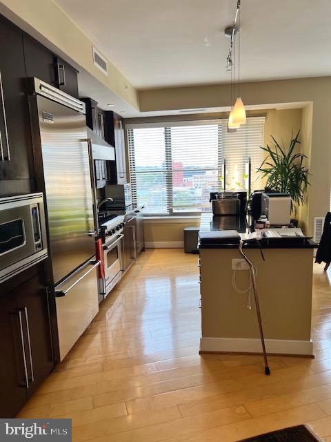 Real estate listing preview #8