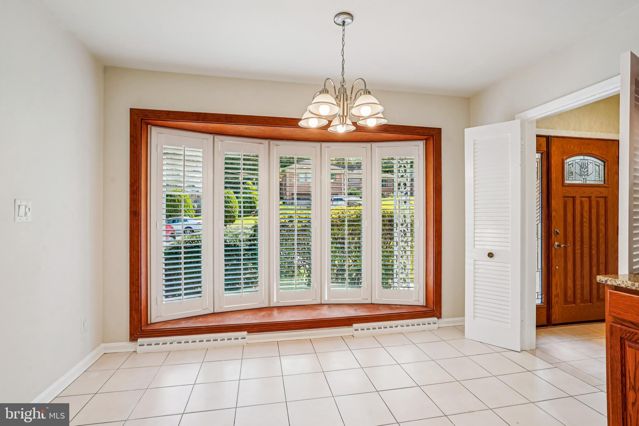 Real estate listing preview #13