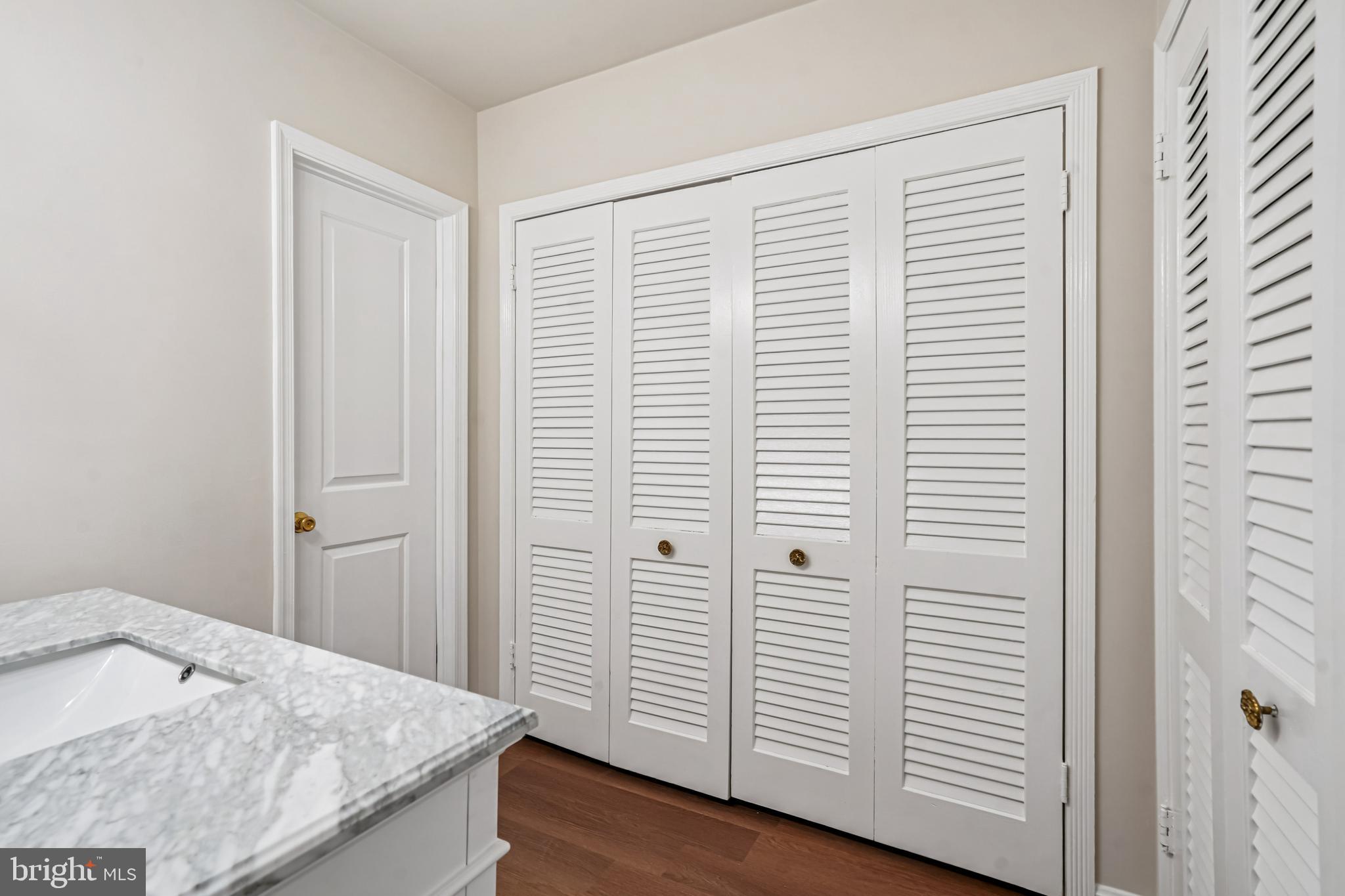 Real estate listing preview #19