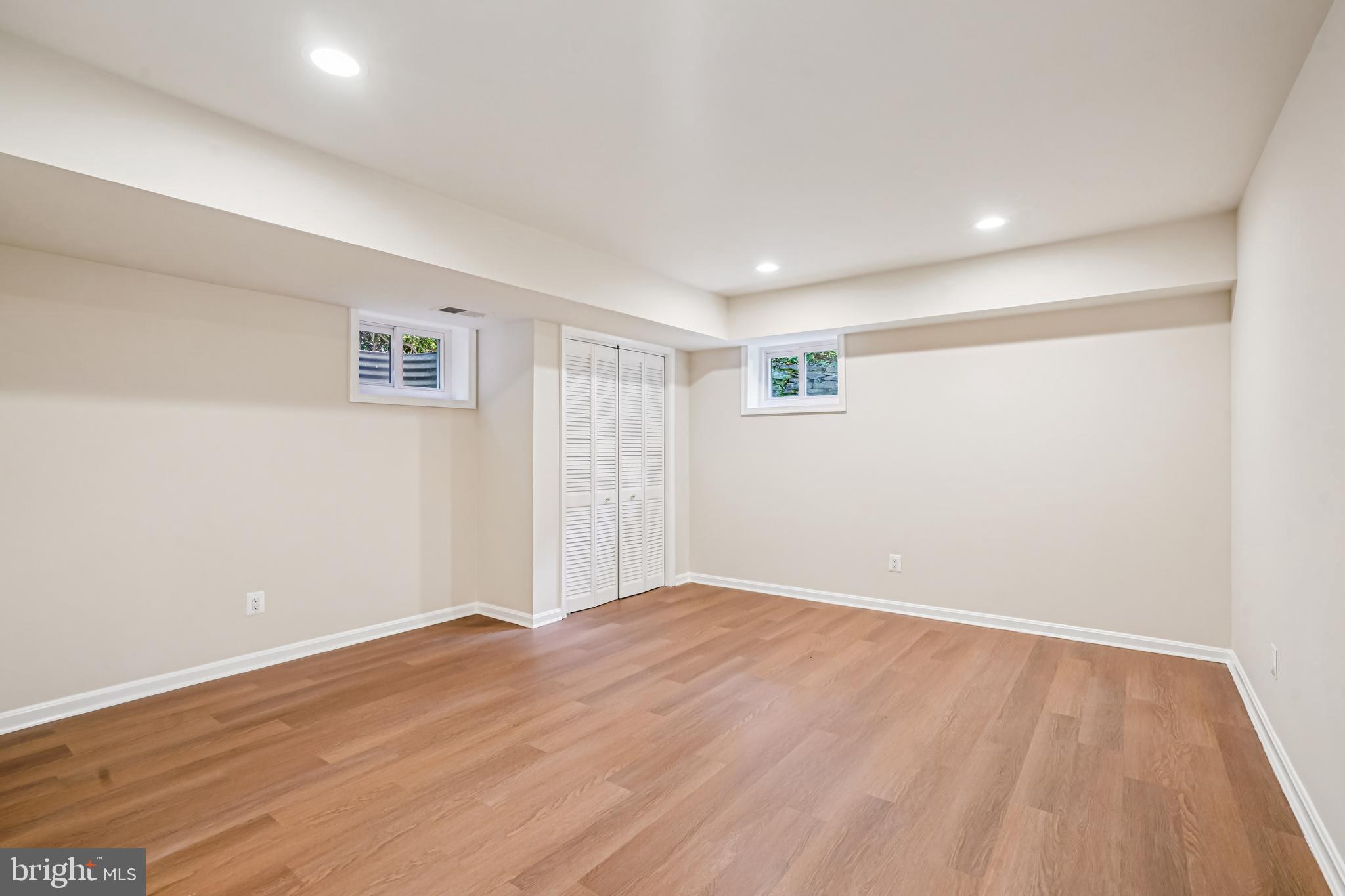 Real estate listing preview #35