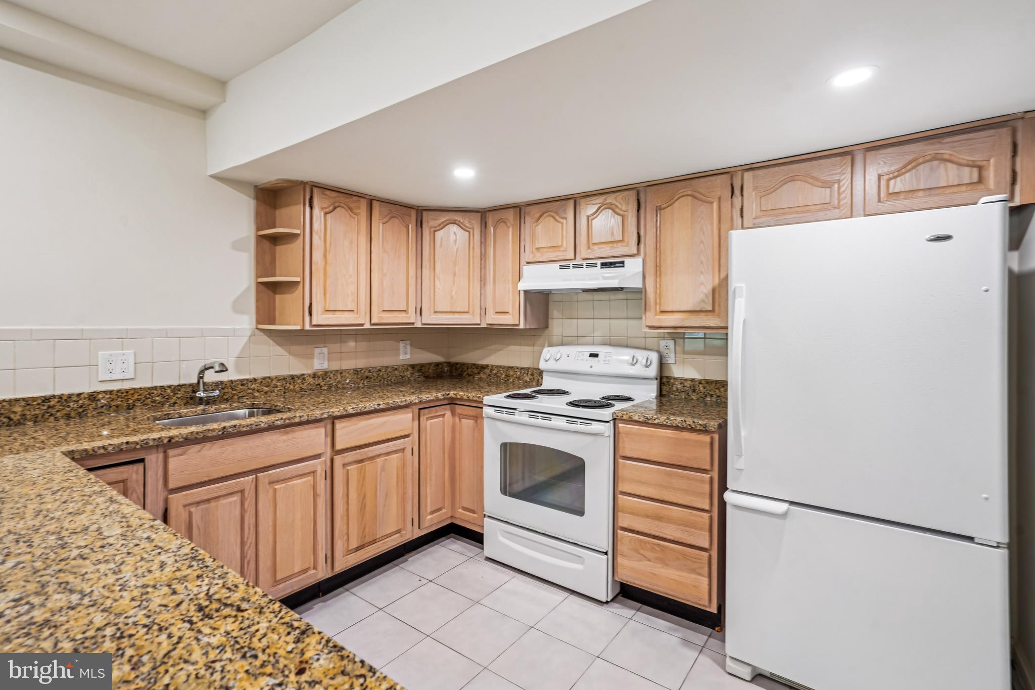 Real estate listing preview #38