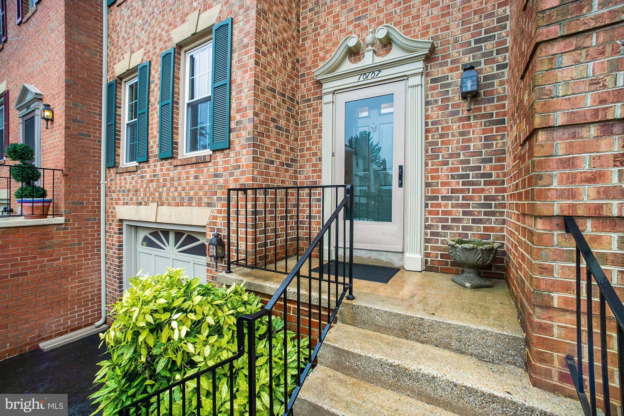 Real estate listing preview #3