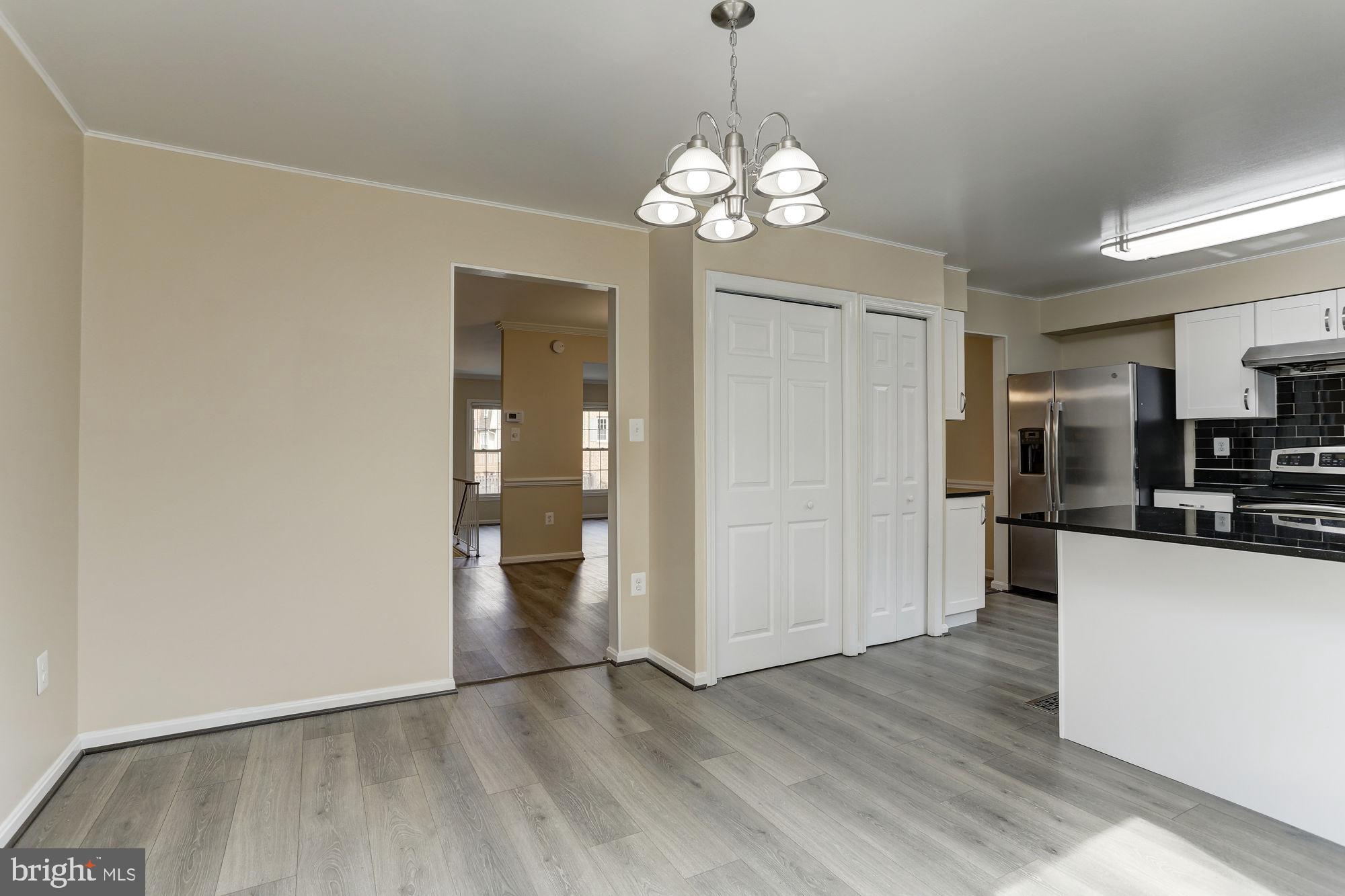 Real estate listing preview #18