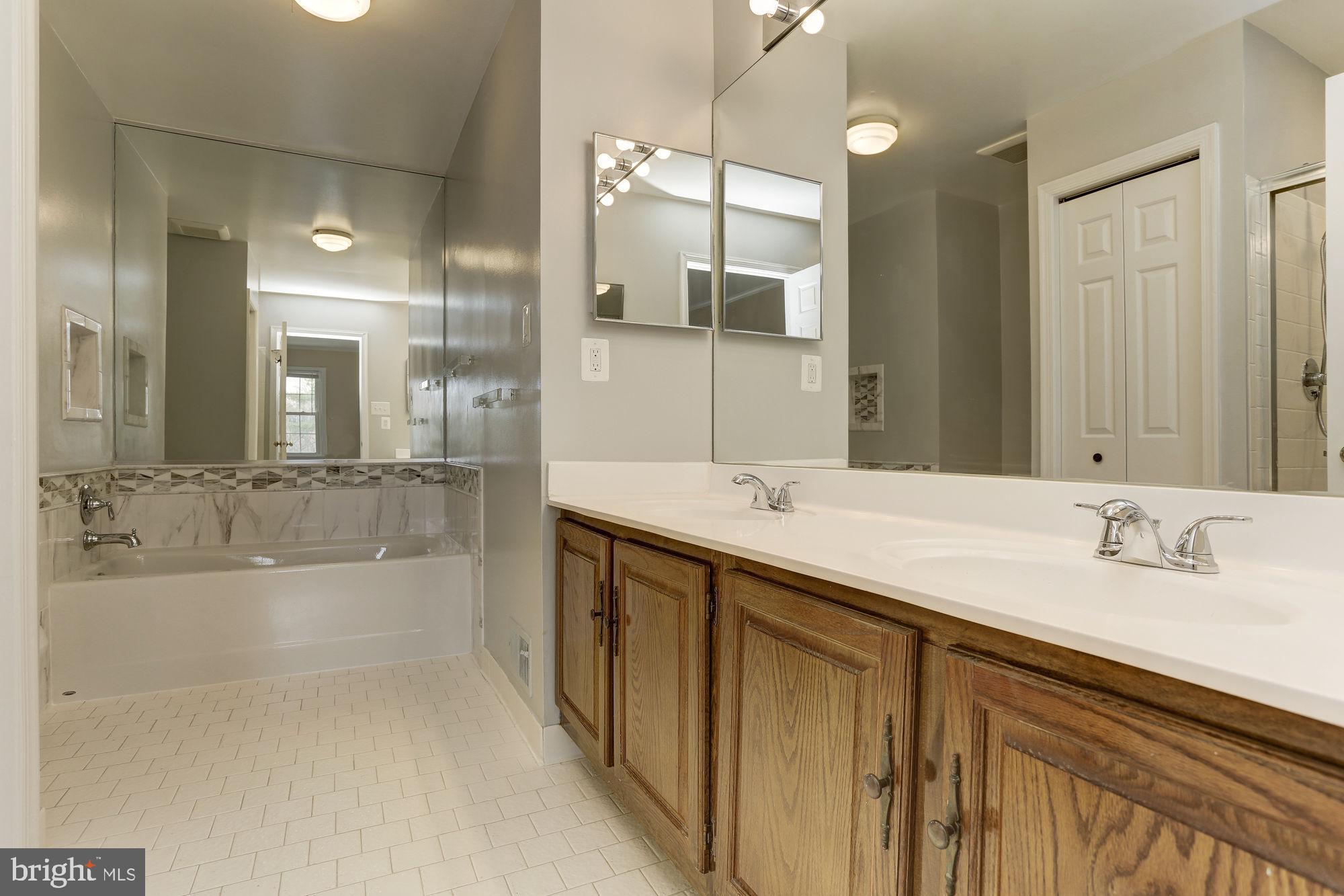 Real estate listing preview #32