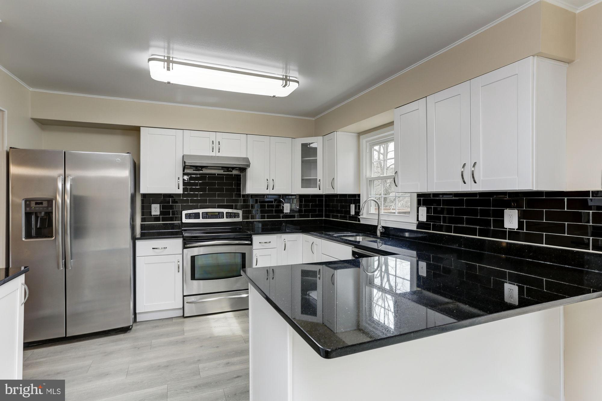 Real estate listing preview #20