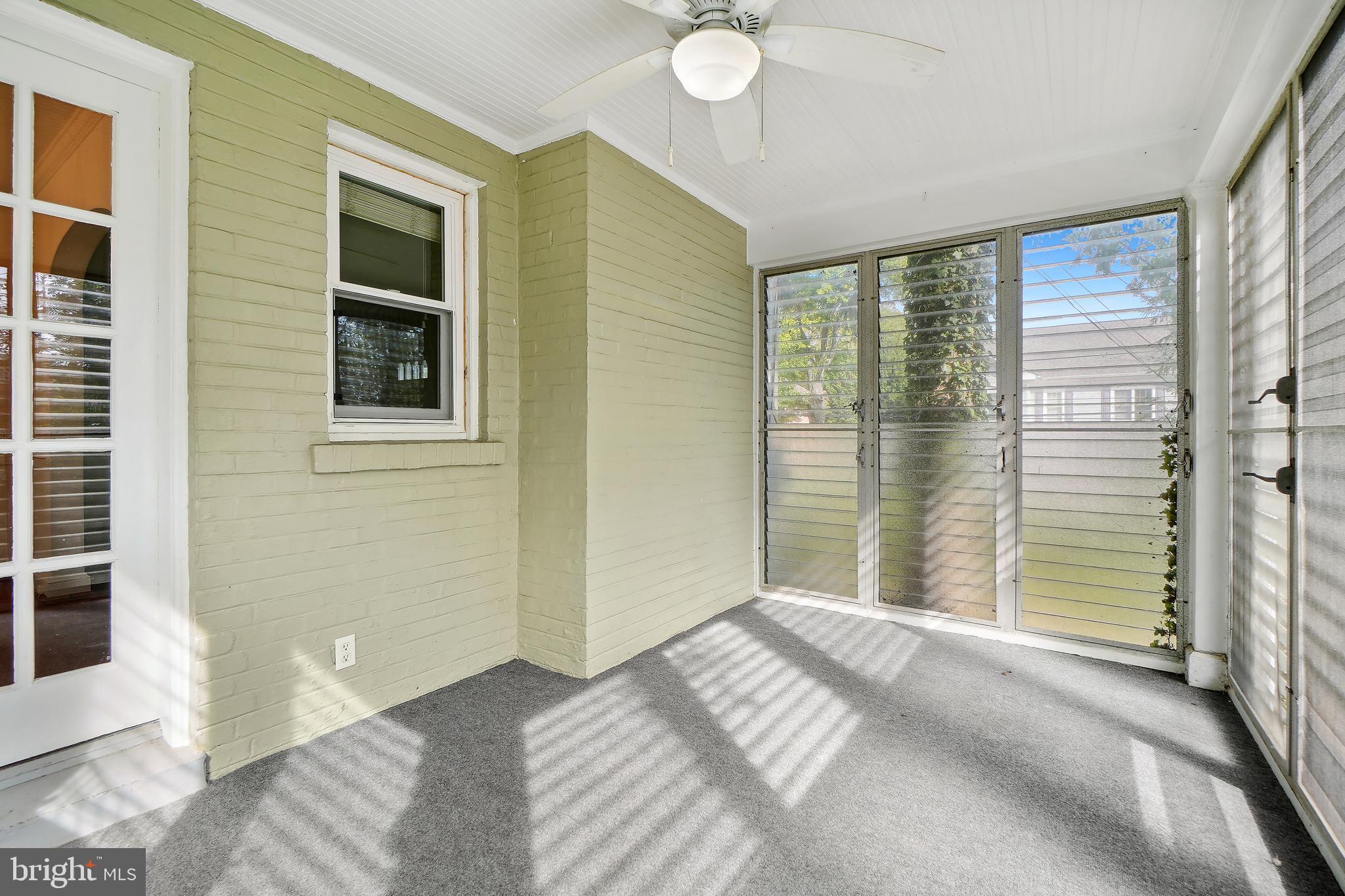 Real estate listing preview #15