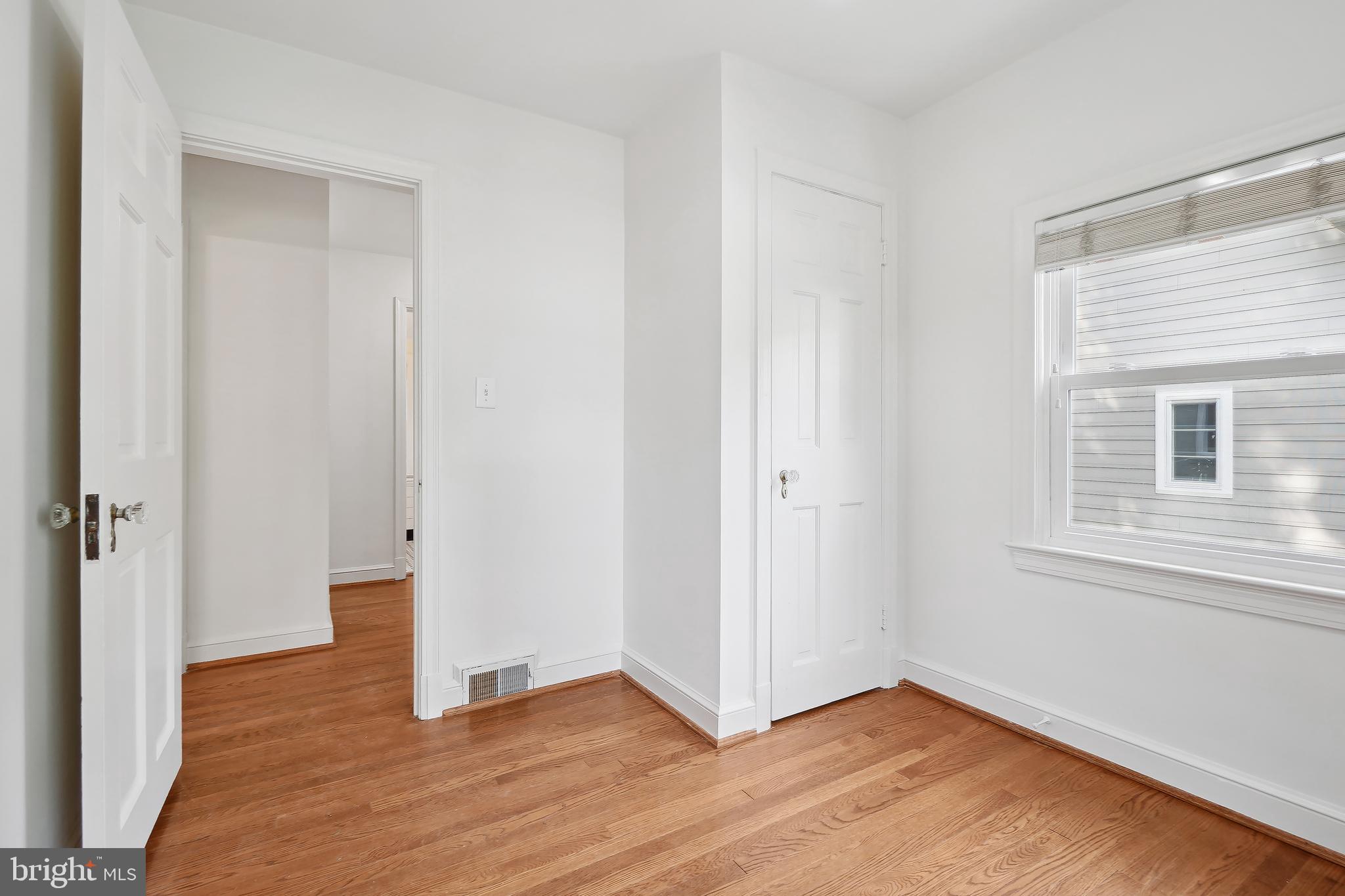 Real estate listing preview #25