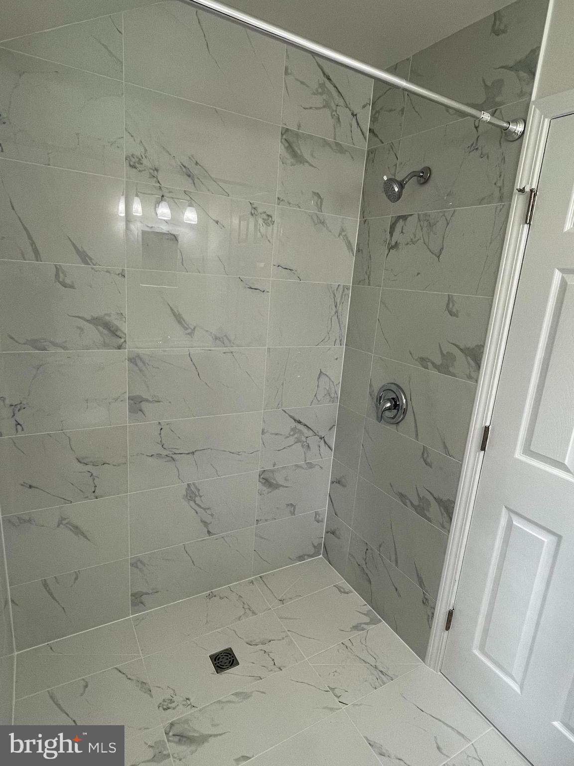 Real estate listing preview #19