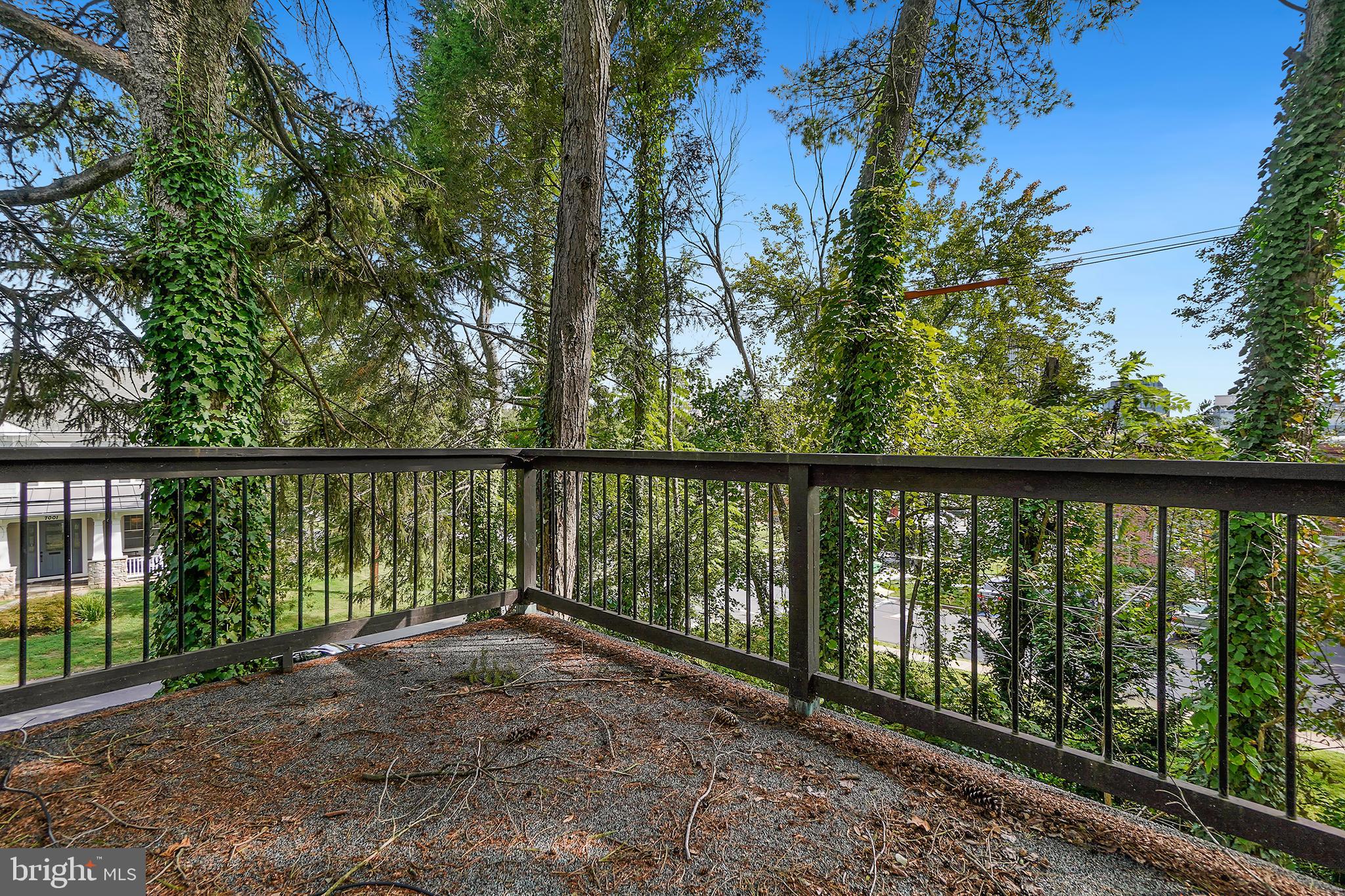 Real estate listing preview #23