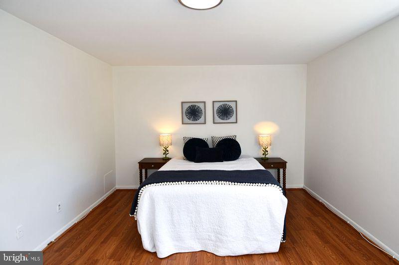 Real estate listing preview #11