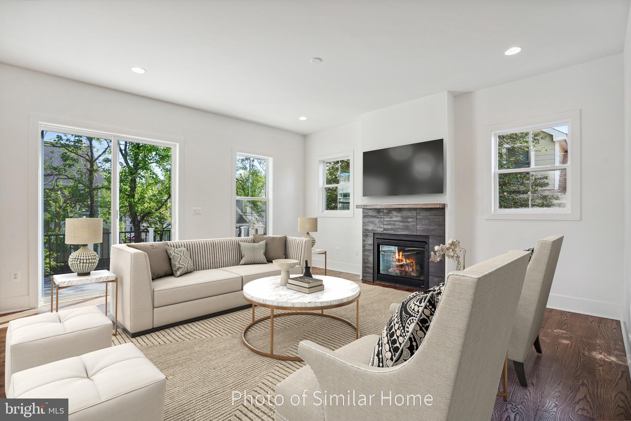 Real estate listing preview #8