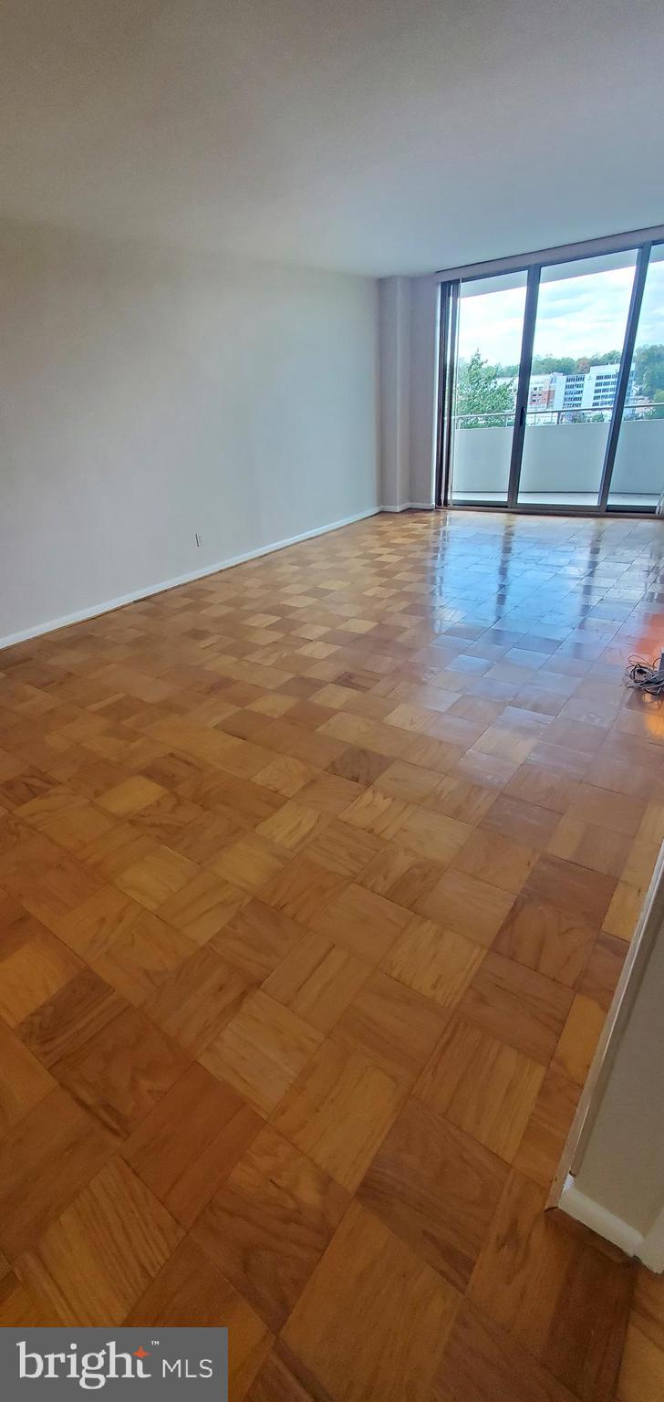 Real estate listing preview #5