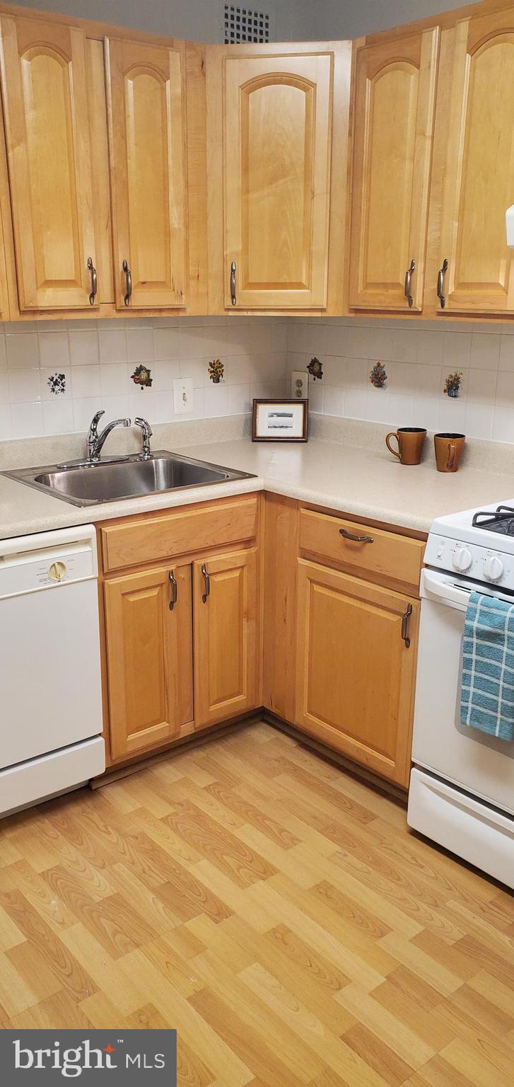 Real estate listing preview #10