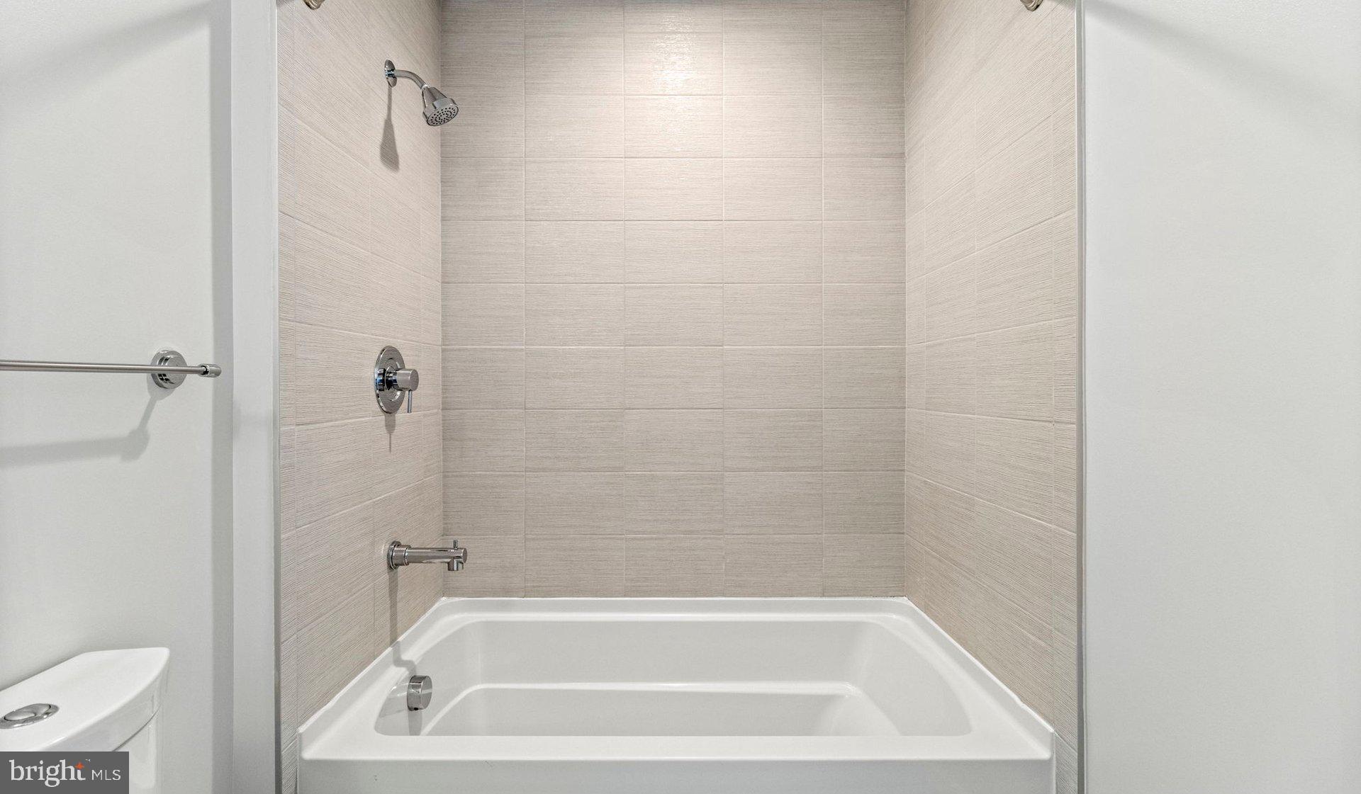 Real estate listing preview #117