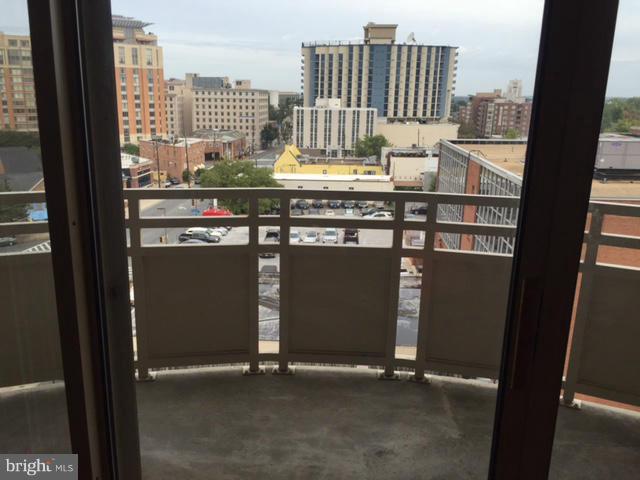 Real estate listing preview #2