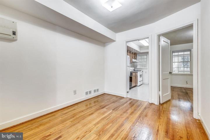 Real estate listing preview #11