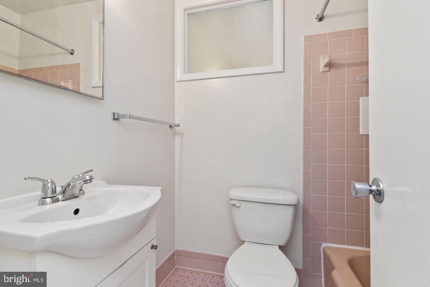 Real estate listing preview #16