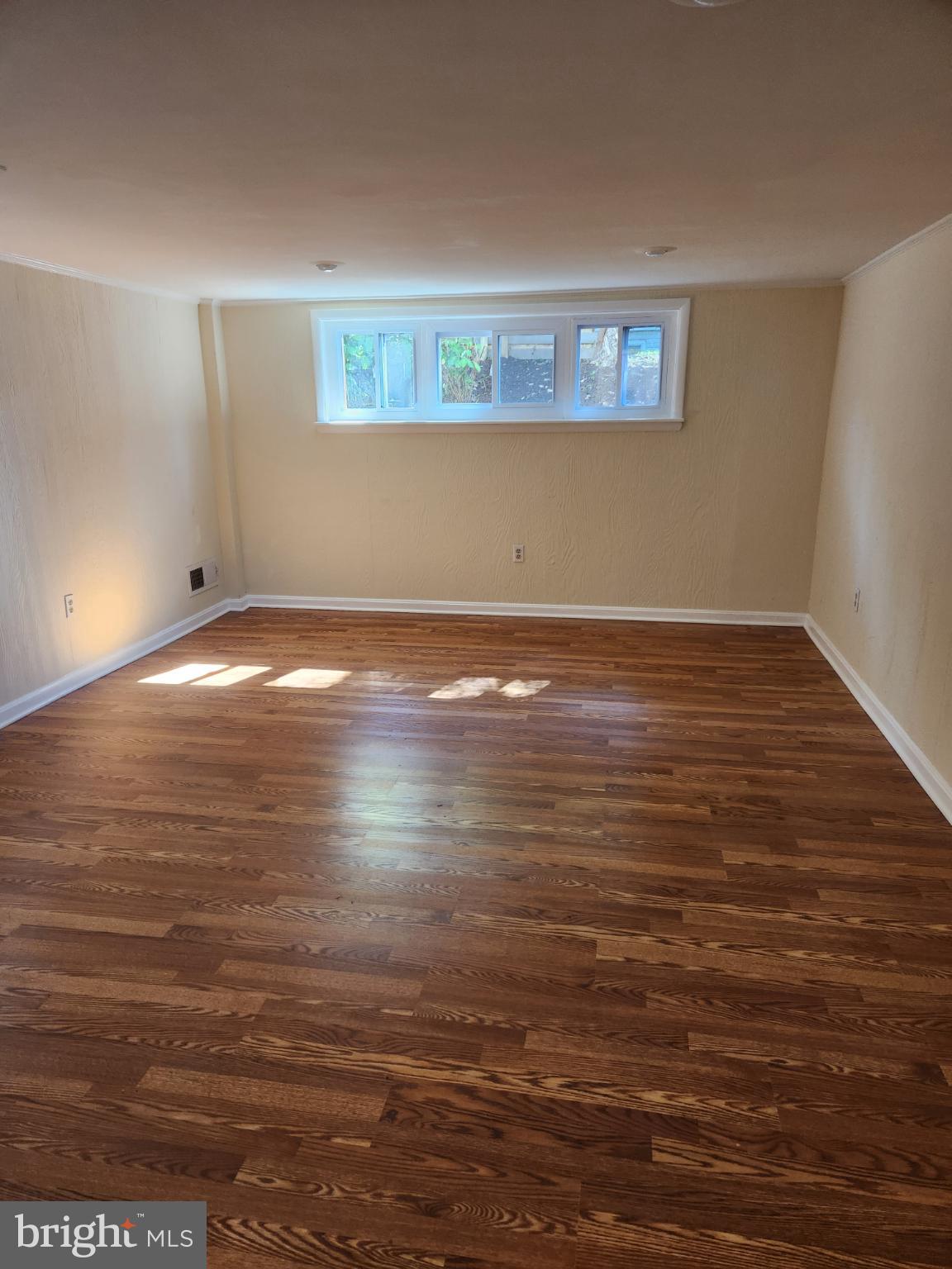 Real estate listing preview #26