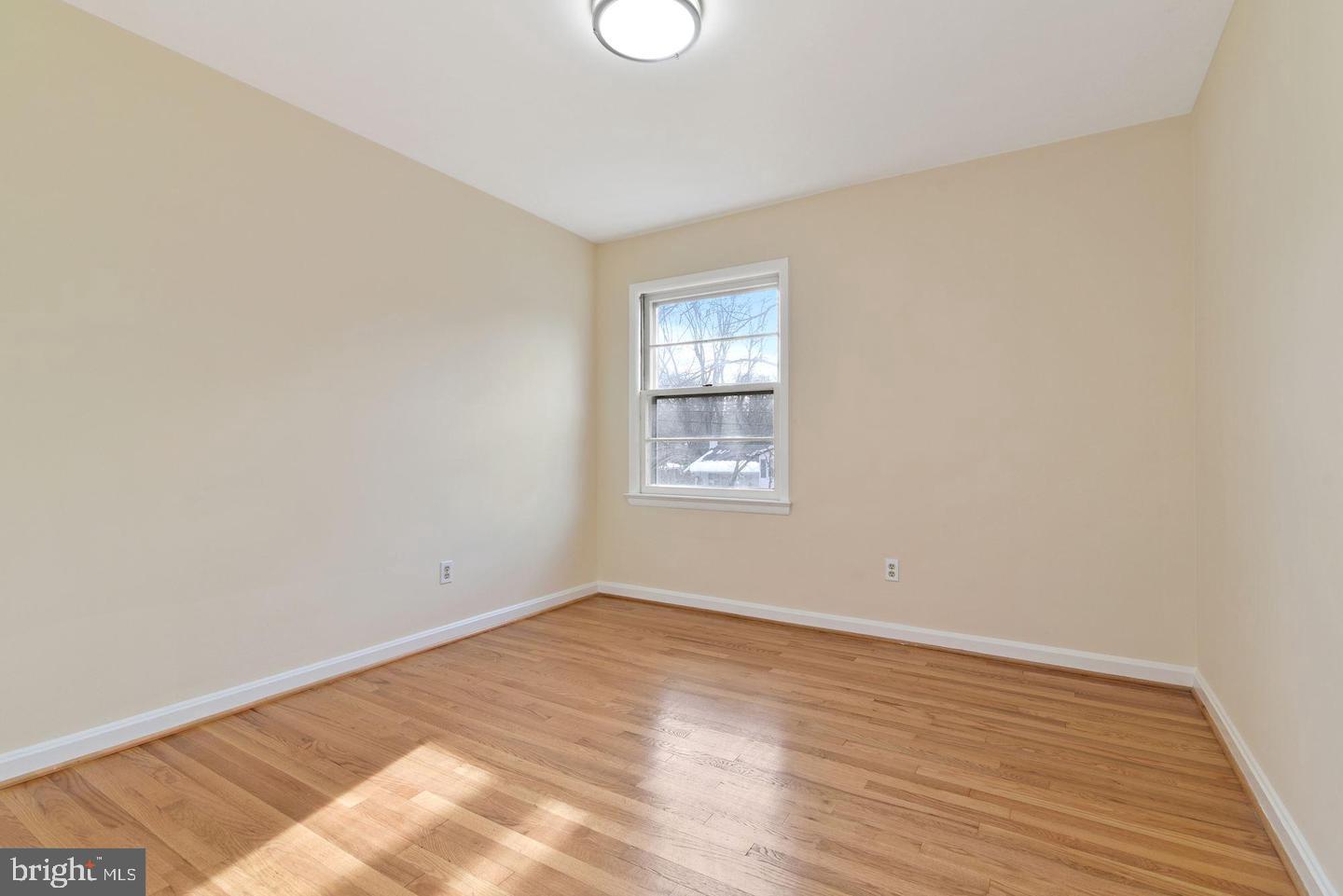 Real estate listing preview #22