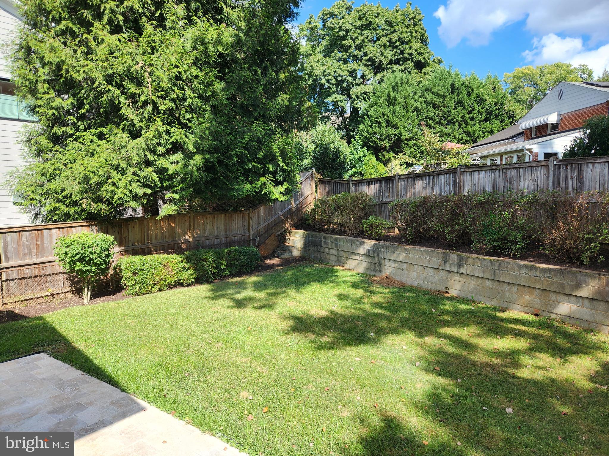 Real estate listing preview #11