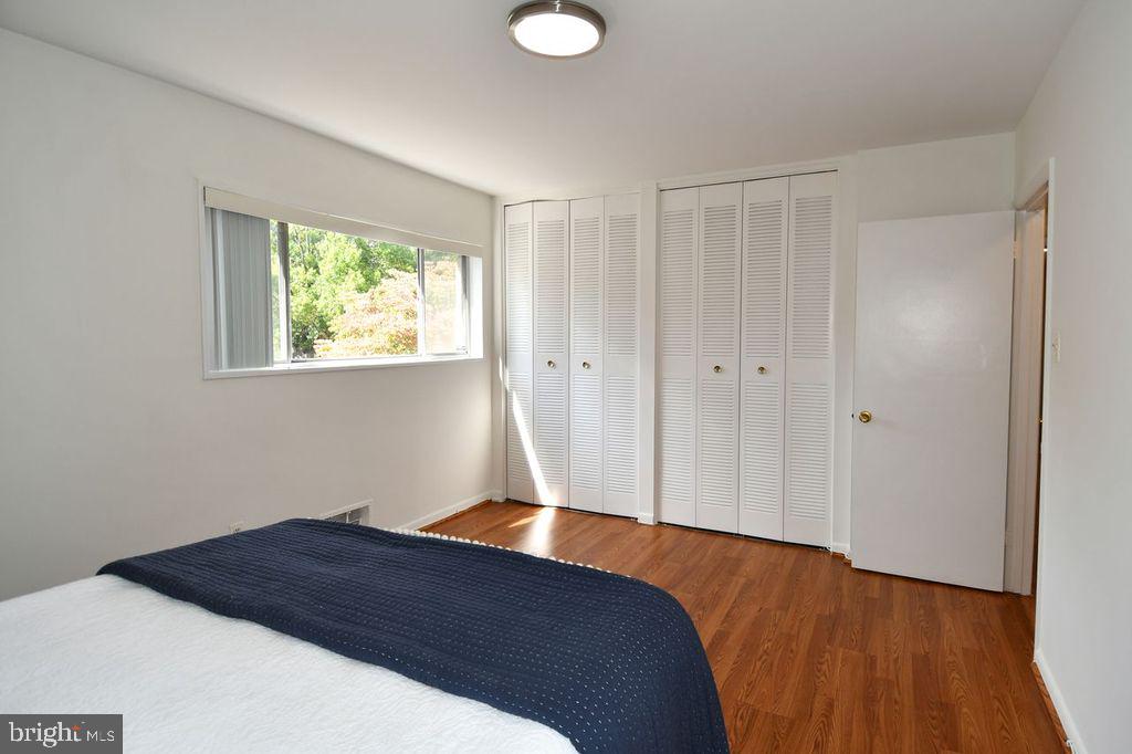 Real estate listing preview #14