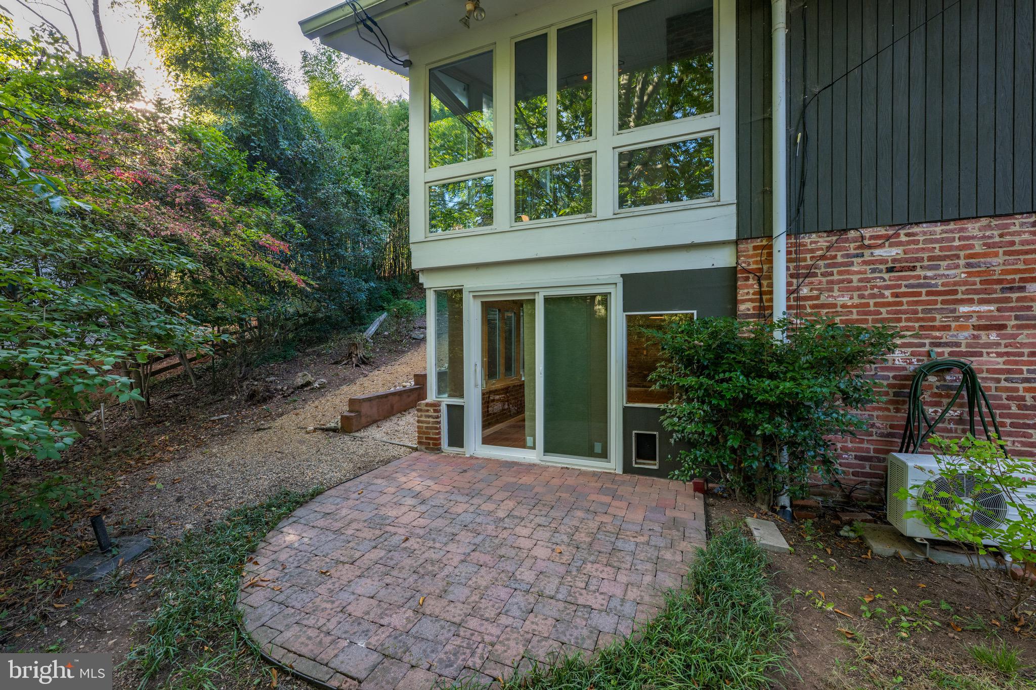 Real estate listing preview #30