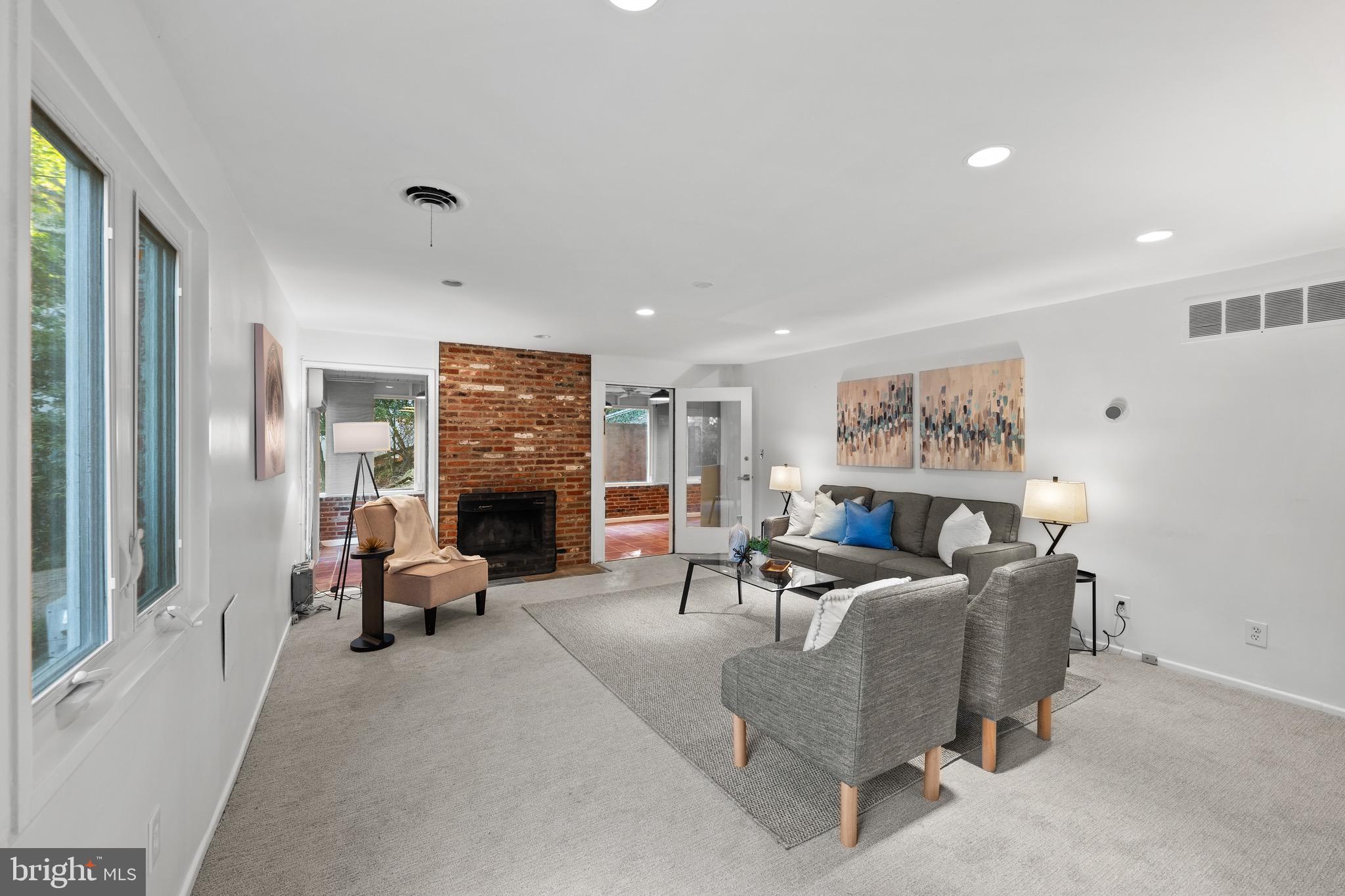 Real estate listing preview #20