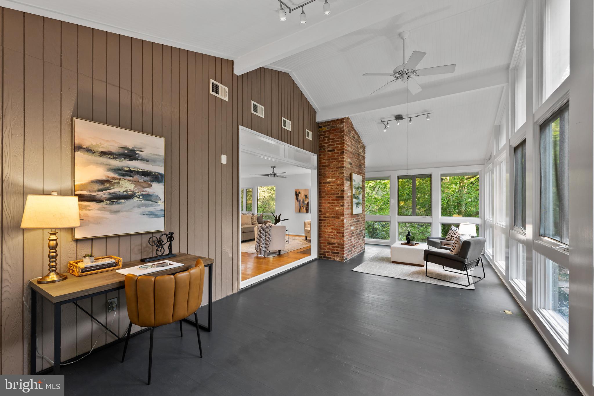 Real estate listing preview #10