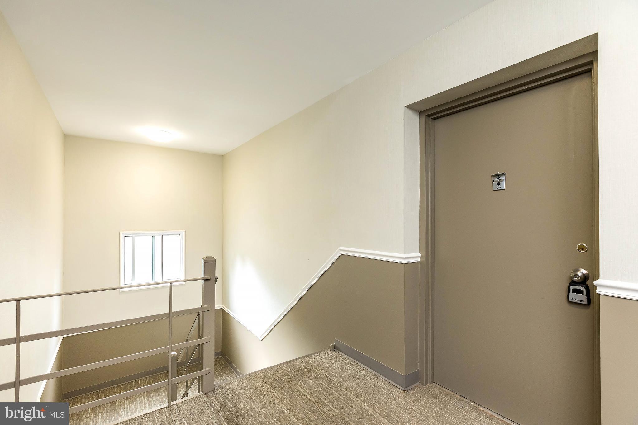 Real estate listing preview #5