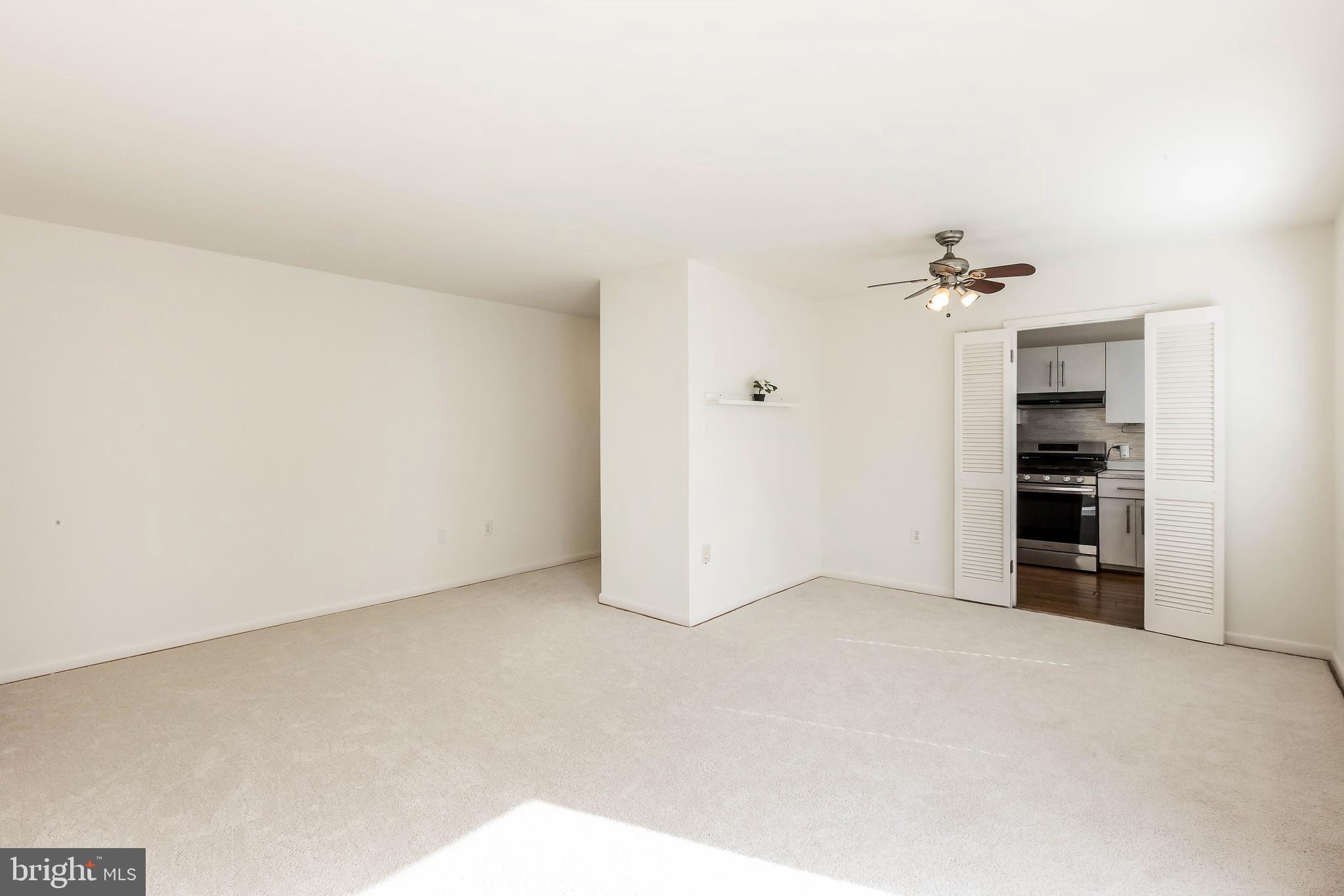 Real estate listing preview #12