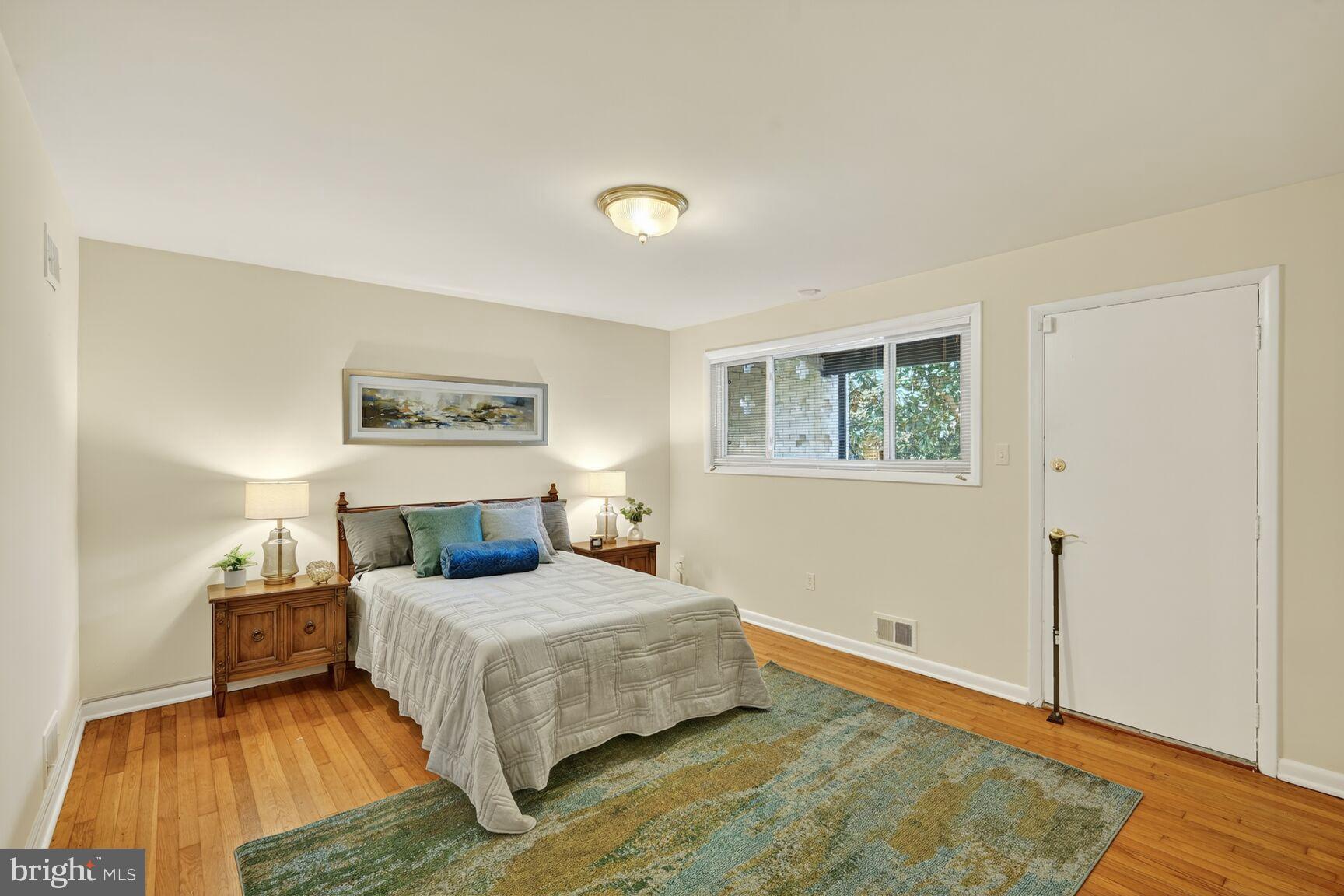 Real estate listing preview #25