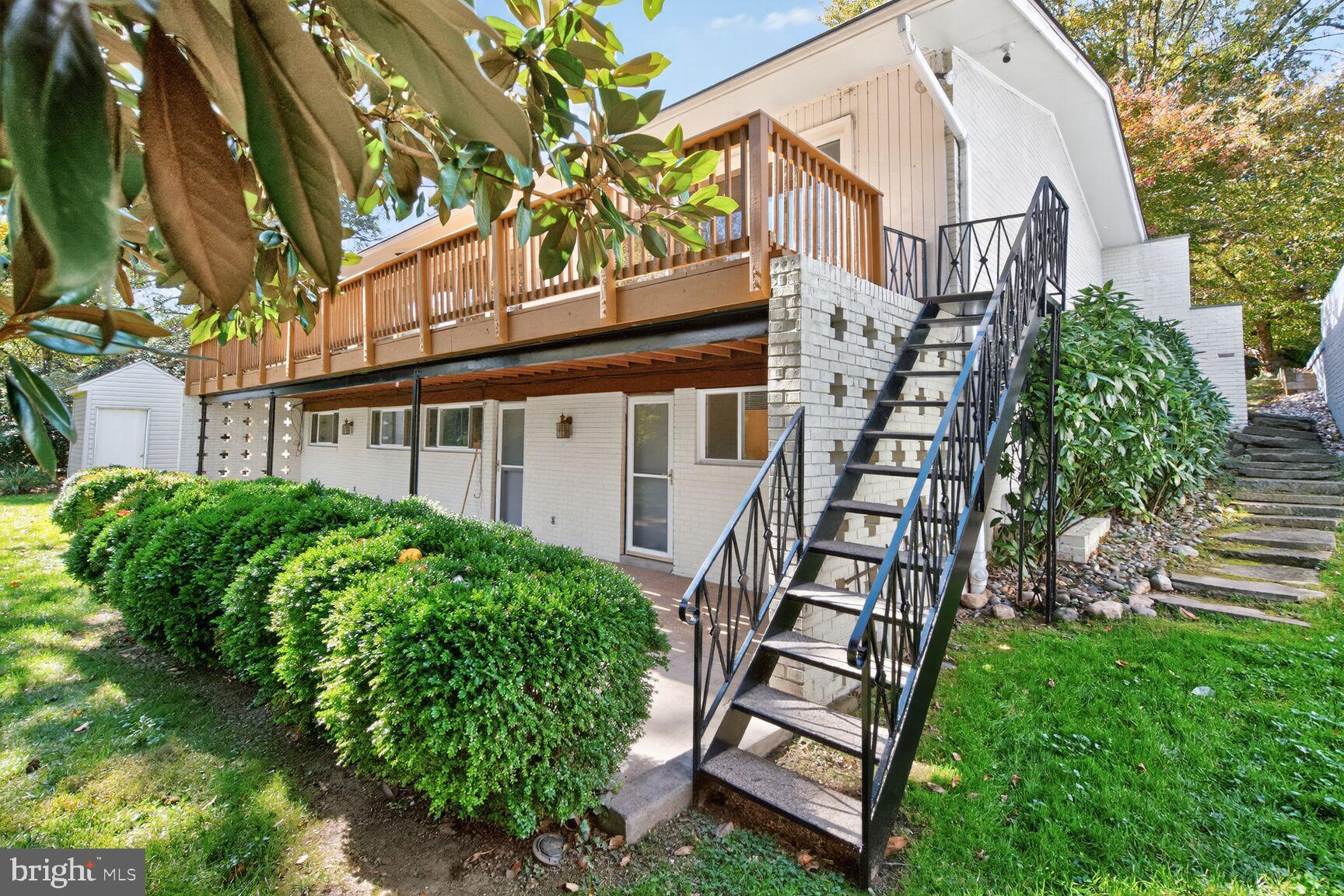 Real estate listing preview #17