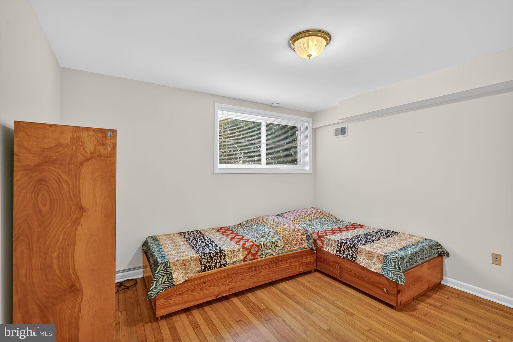 Real estate listing preview #26