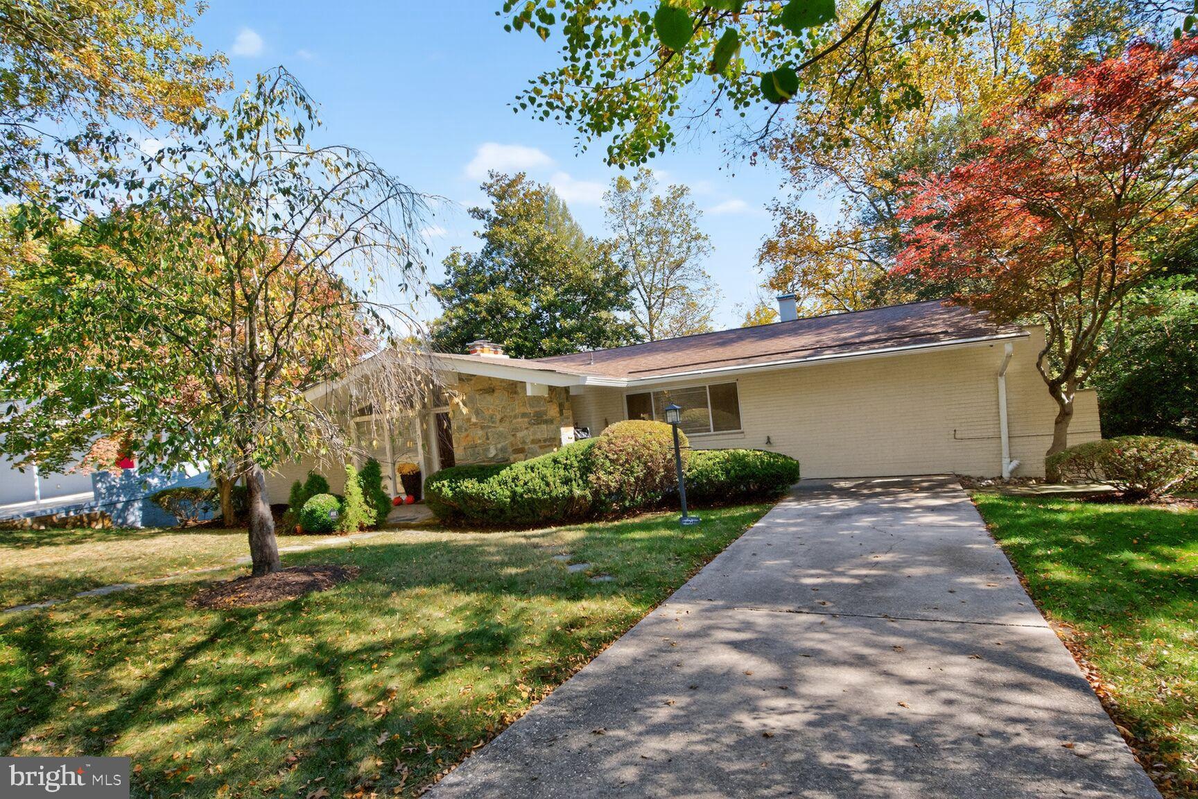 Real estate listing preview #4