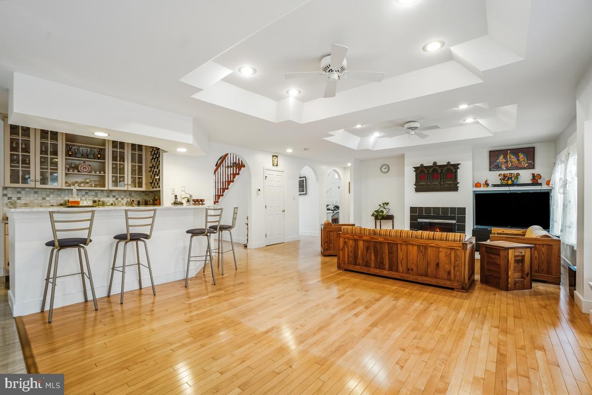 Real estate listing preview #17