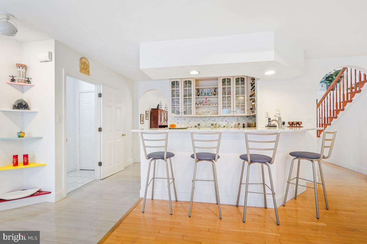 Real estate listing preview #18