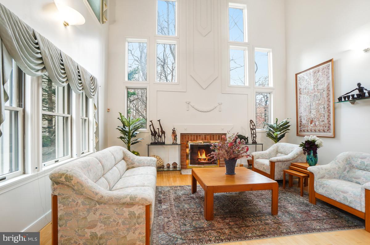 Real estate listing preview #9