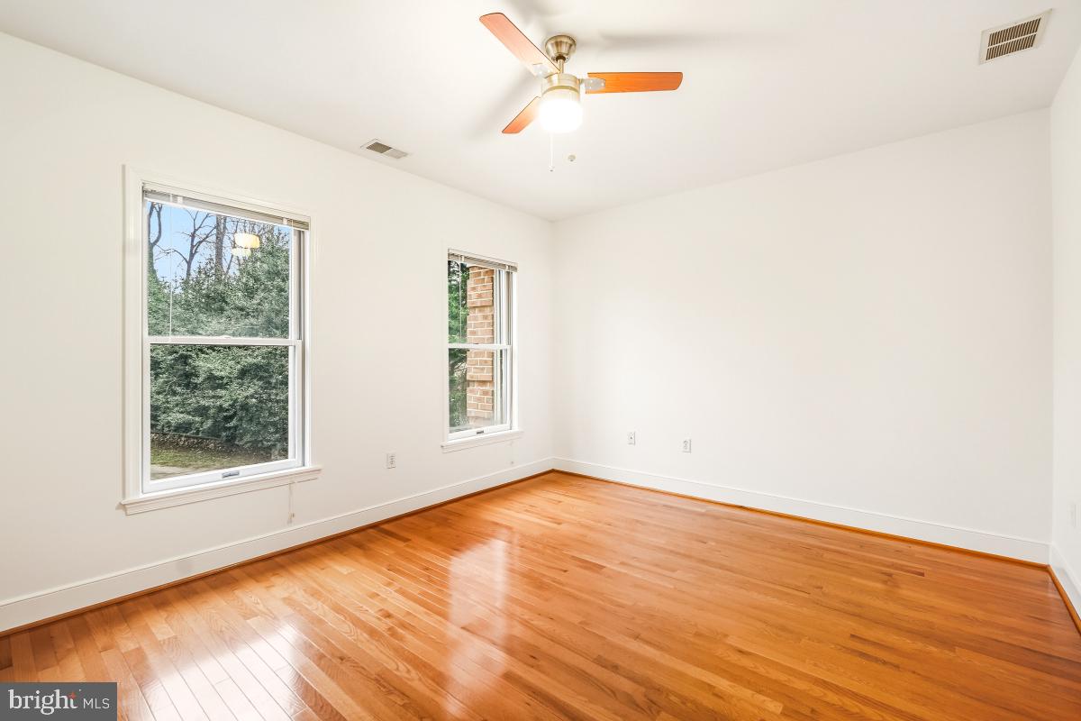 Real estate listing preview #47