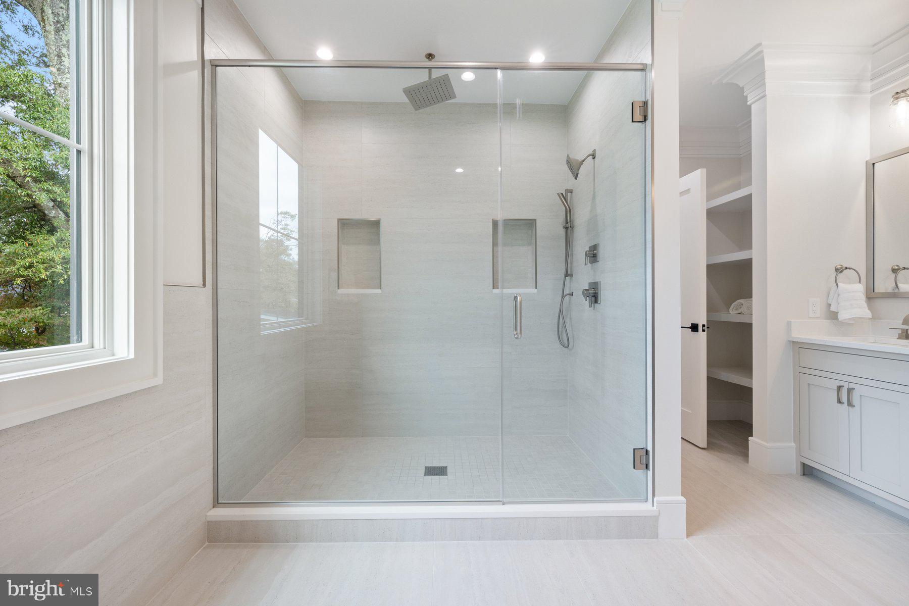 Real estate listing preview #61